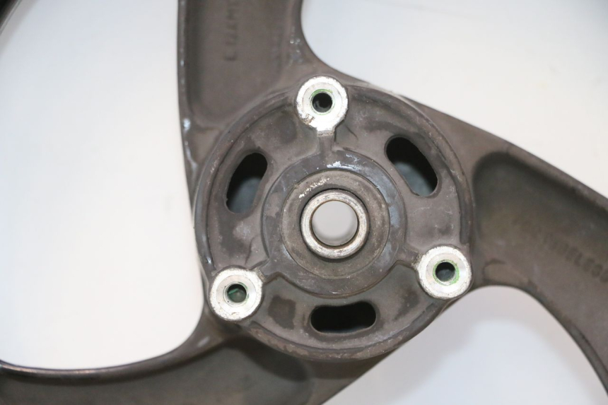 photo de CERCHIO ANTERIORE E PNEUMATICO PEUGEOT ELYSTAR 50 (2002 - 2014) - Zoom sui componenti