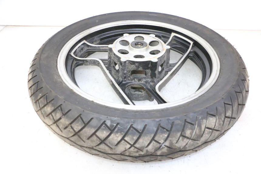 photo de CERCHIO ANTERIORE E PNEUMATICO YAMAHA FJ 36Y 1100 (1984 - 1985) - Altra angolazione