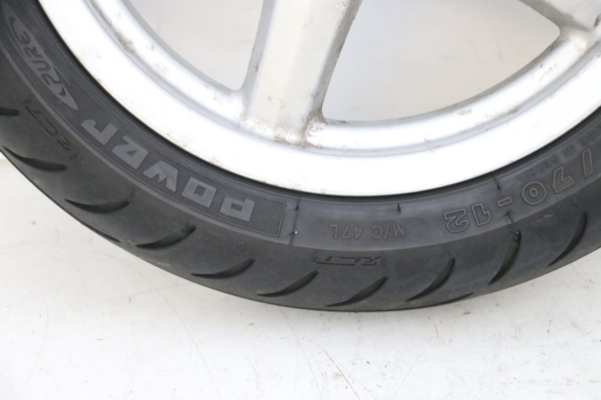 photo de CERCHIO ANTERIORE E PNEUMATICO MBK FLAME X 125 (2007 - 2016) - Primo piano ad alta risoluzione