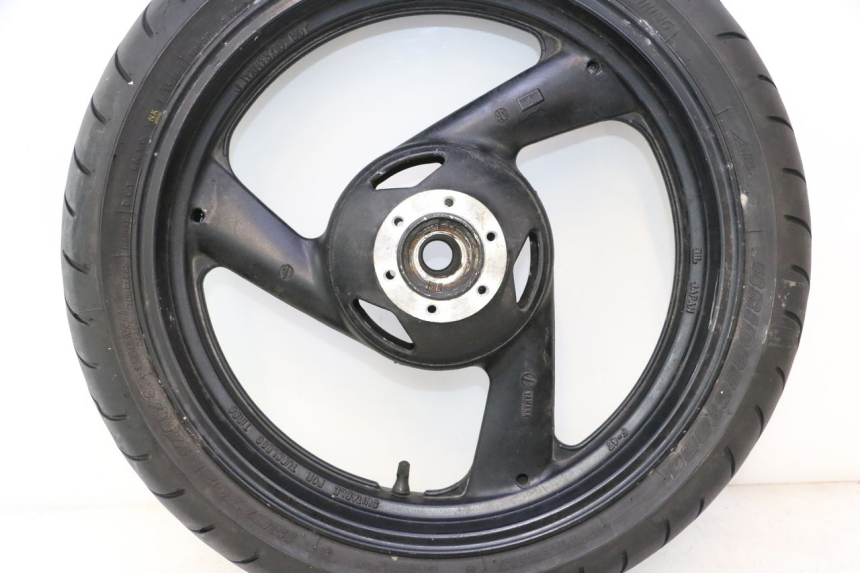 photo de CERCHIO ANTERIORE E PNEUMATICO YAMAHA FZS FAZER 600 (2001 - 2003) - Foto prodotto supplementare
