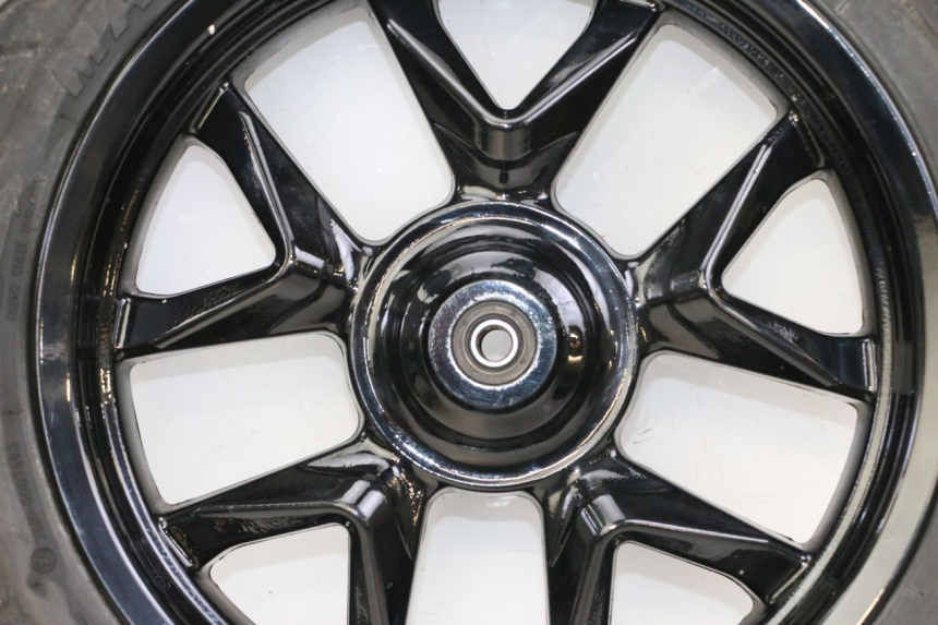 photo de CERCHIO ANTERIORE E PNEUMATICO SYM JOYMAX 125 (2010 - 2017) - Altra vista dell'articolo