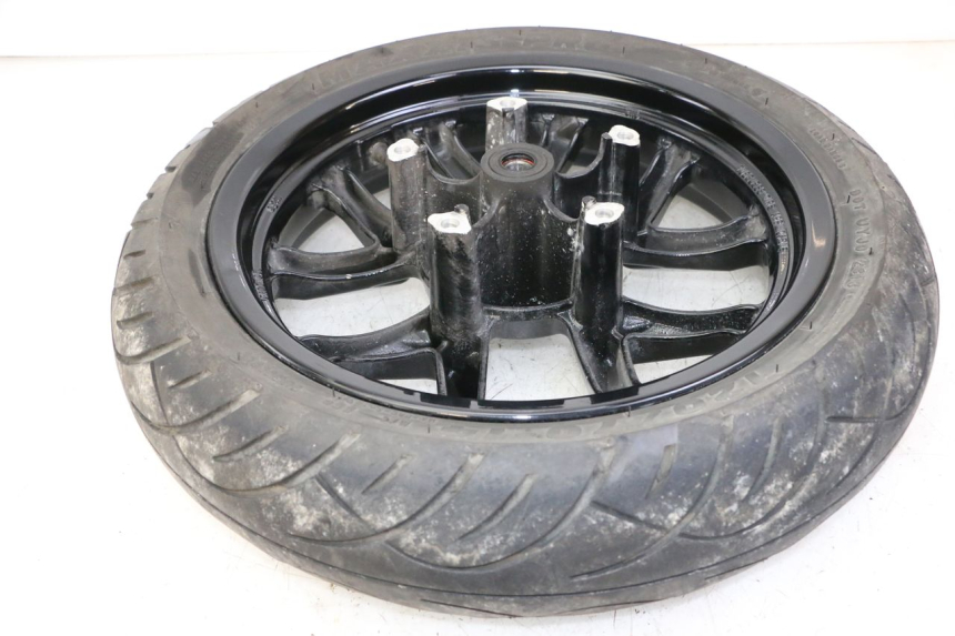 photo de CERCHIO ANTERIORE E PNEUMATICO SYM JOYMAX 125 (2010 - 2017) - Primo piano tecnico