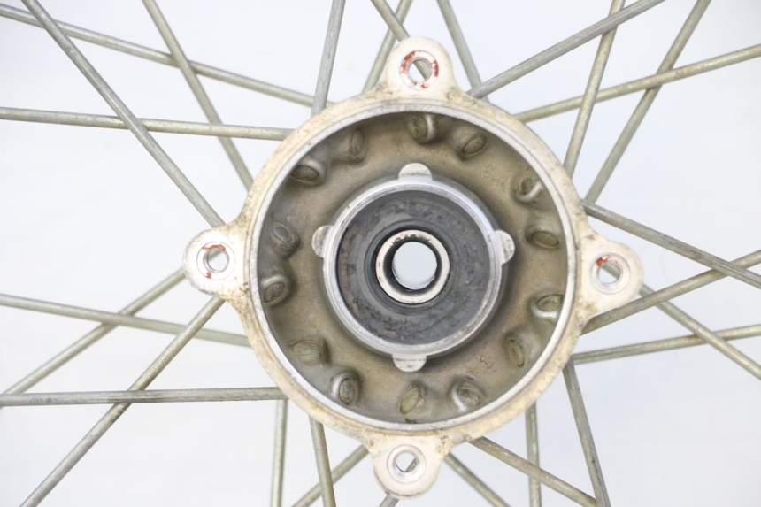 photo de CERCHIO ANTERIORE E PNEUMATICO KAWASAKI KX 65 (2000 - 2019) - Angolazione alternativa