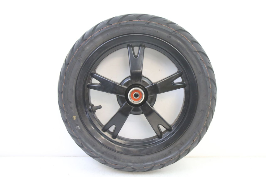 photo de CERCHIO ANTERIORE E PNEUMATICO PEUGEOT KISBEE 4T 50 (2018 - 2022) - Vista principale