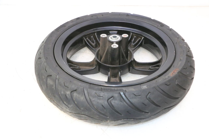 photo de CERCHIO ANTERIORE E PNEUMATICO PEUGEOT KISBEE 4T 50 (2023 - 2026) - Foto prodotto supplementare
