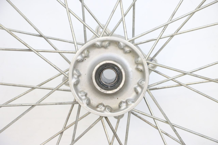 photo de CERCHIO ANTERIORE E PNEUMATICO KAWASAKI KXF KX-F 250 (2017 - 2019) - Zoom sui componenti