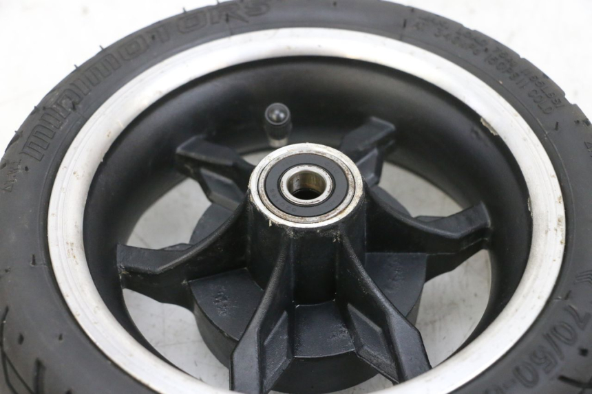 photo de CERCHIO ANTERIORE E PNEUMATICO DUALTRON MINI SPECIAL 1 - Ricambio usato controllato