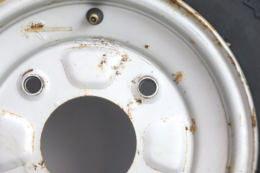 photo de CERCHIO ANTERIORE E PNEUMATICO KYMCO MXU R 250 (2004 - 2010) - Dettagli dei punti di fissaggio