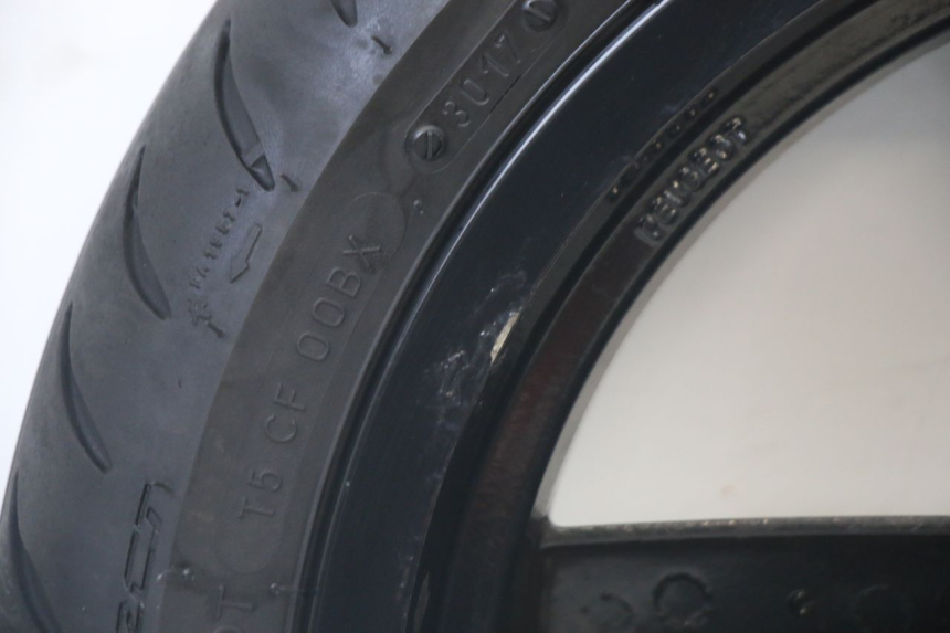 photo de CERCHIO ANTERIORE E PNEUMATICO PEUGEOT CITYSTAR 2T 50 (2018 - 2021) - Marcature e riferimenti originali