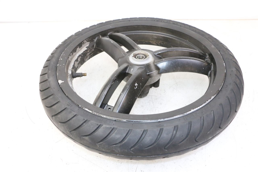 photo de CERCHIO ANTERIORE E PNEUMATICO PEUGEOT LUDIX 50 (2008 - 2017) - Marcature e riferimenti originali