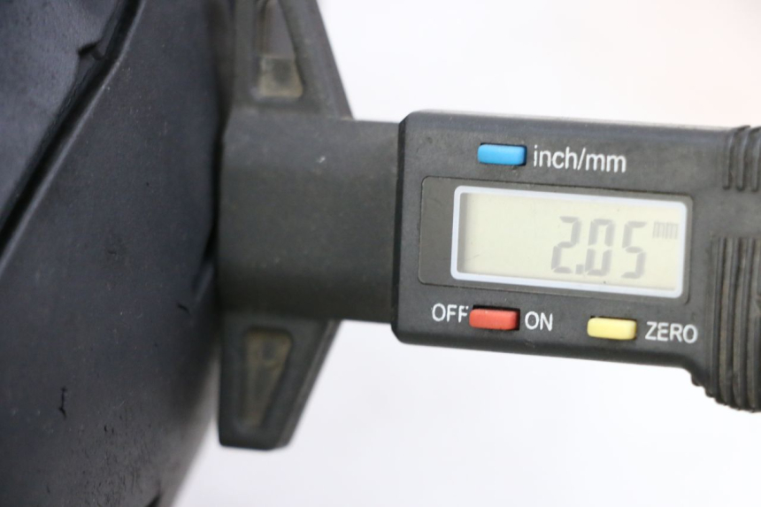 photo de CERCHIO ANTERIORE E PNEUMATICO PEUGEOT TKR TREKKER FURIOUS 50 (2005 - 2014) - Dettaglio del componente