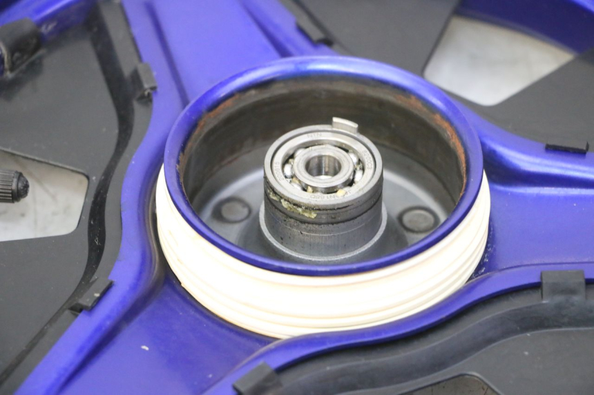 photo de CERCHIO ANTERIORE E PNEUMATICO YAMAHA PW 50 (1984 - 2025) - Vista d'insieme del prodotto