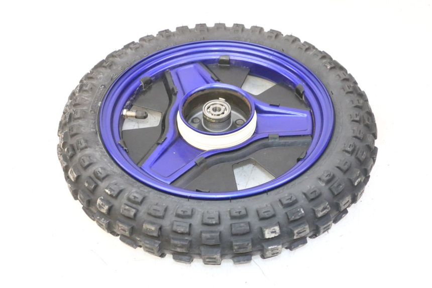 photo de CERCHIO ANTERIORE E PNEUMATICO YAMAHA PW 50 (1984 - 2025) - Dettagli dei punti di fissaggio