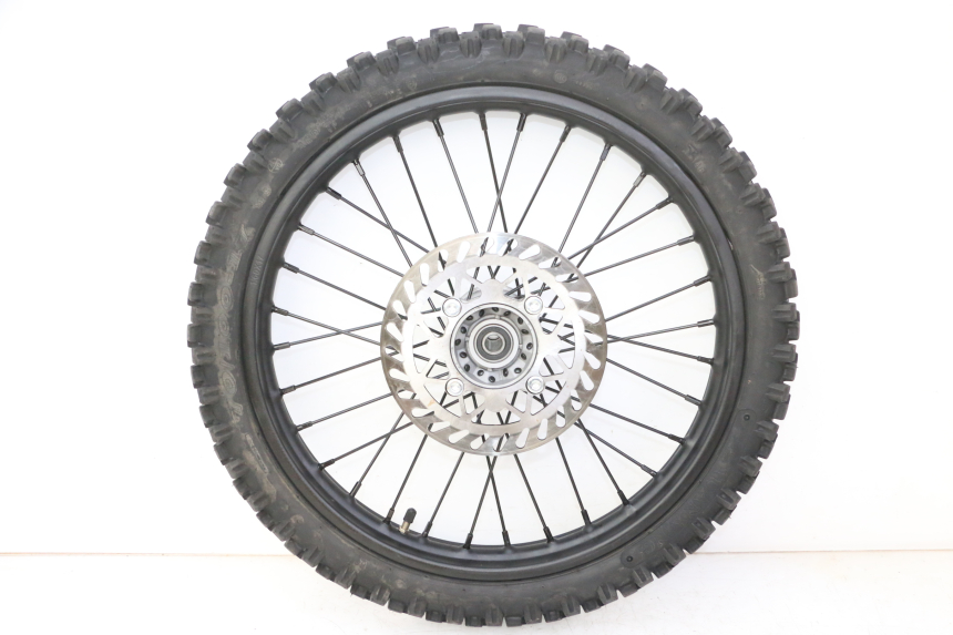 photo de CERCHIO ANTERIORE E PNEUMATICO APOLLO RFZ 150 - Vista principale