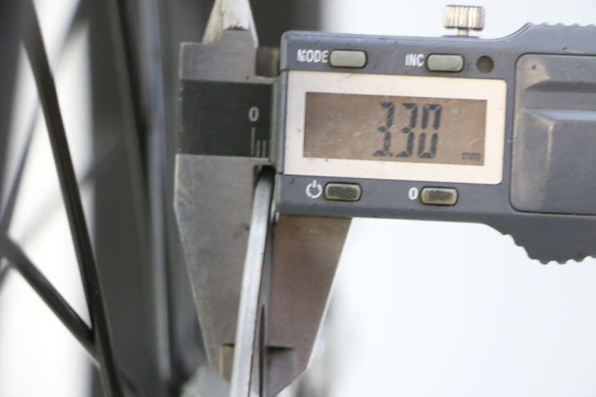 photo de CERCHIO ANTERIORE E PNEUMATICO APOLLO RFZ 150 - Foto prodotto supplementare