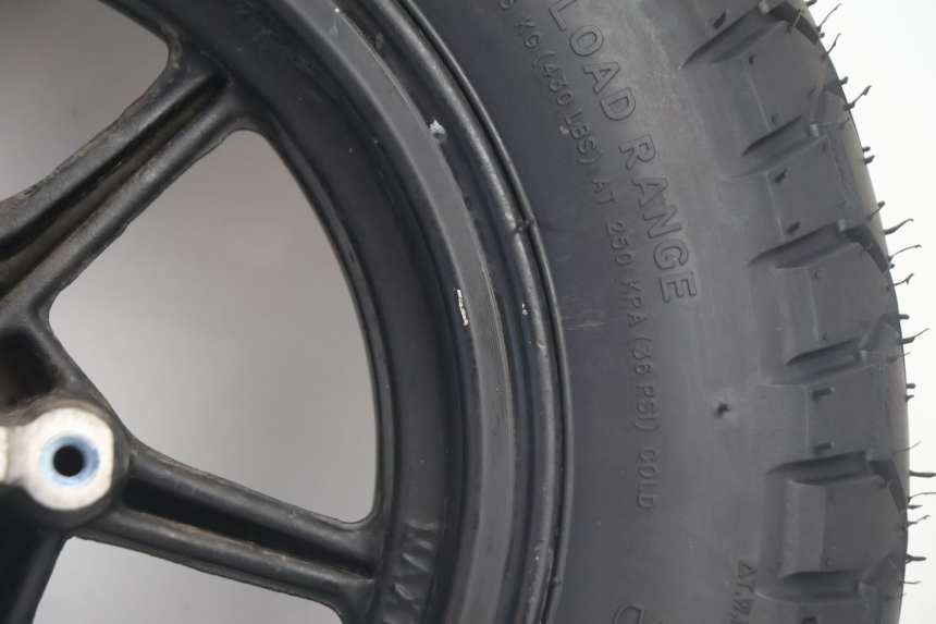 photo de CERCHIO ANTERIORE E PNEUMATICO TNT MOTOR ROMA 10' 2T 50 (2011 - 2018) - Marcature e riferimenti originali