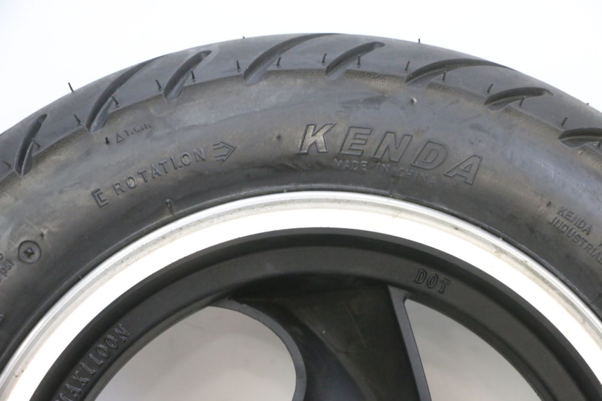 photo de CERCHIO ANTERIORE E PNEUMATICO JM MOTORS SANTANA EVO 50 (2024 - 2026) - Ricambio usato controllato