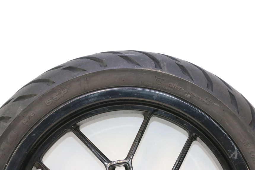 photo de CERCHIO ANTERIORE E PNEUMATICO APRILIA SR 2T 50 (2012 - 2017) - Zoom sui componenti