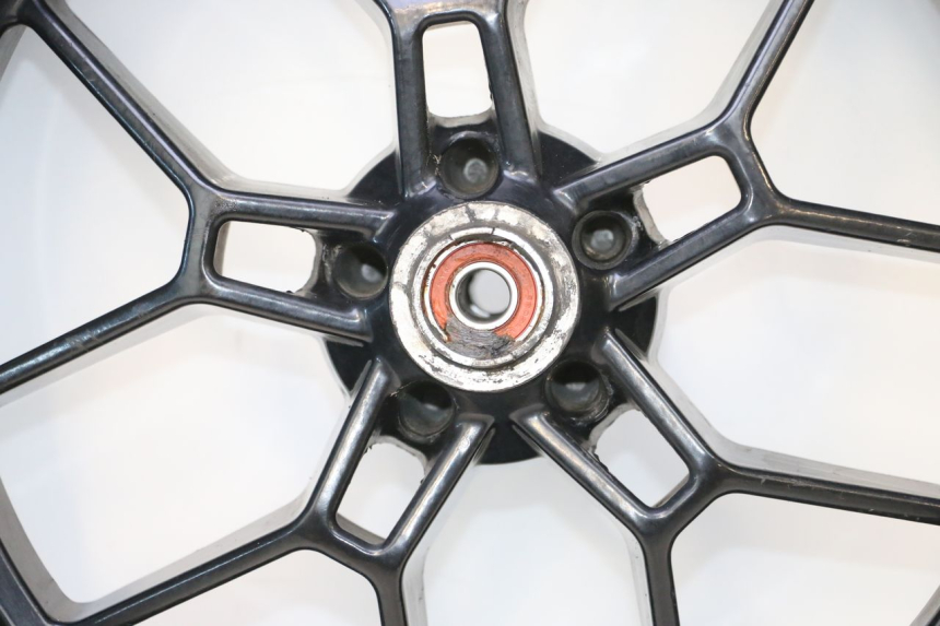 photo de CERCHIO ANTERIORE E PNEUMATICO APRILIA SR MOTARD 50 (2012 - 2018) - Foto prodotto supplementare