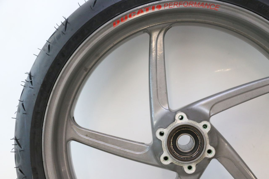 photo de CERCHIO ANTERIORE E PNEUMATICO DUCATI SS IE DS CARENEE 1000 (2002 - 2006) - Ispezione visiva dettagliata