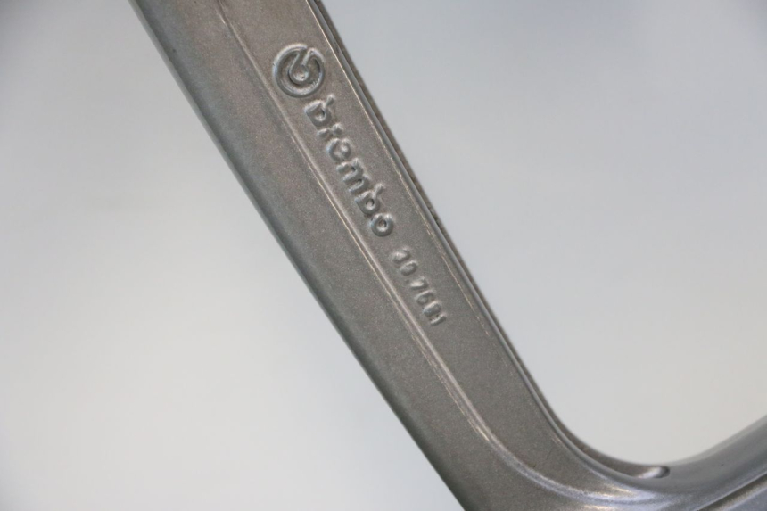 photo de CERCHIO ANTERIORE E PNEUMATICO DUCATI SS IE DS CARENEE 1000 (2002 - 2006) - Angolazione alternativa