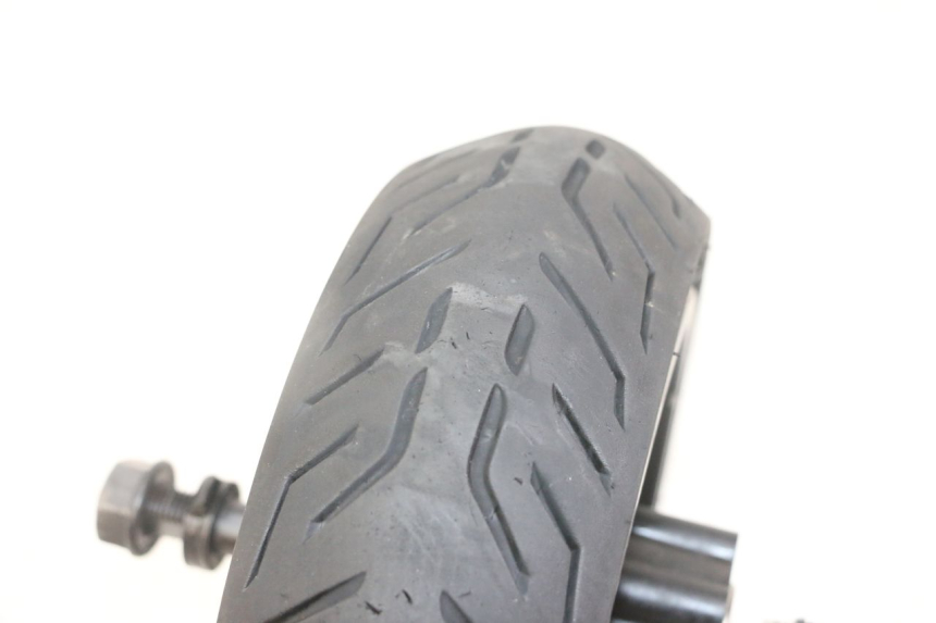 photo de CERCHIO ANTERIORE E PNEUMATICO NAMI STELLAR 1 - Altra angolazione