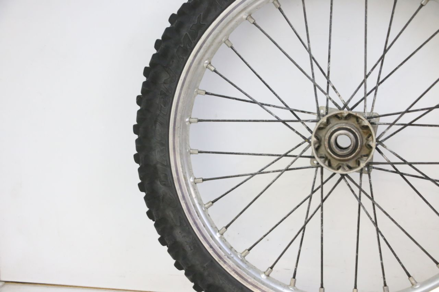 photo de CERCHIO ANTERIORE E PNEUMATICO KTM SX 85 (2013 - 2017) - Panoramica del profilo