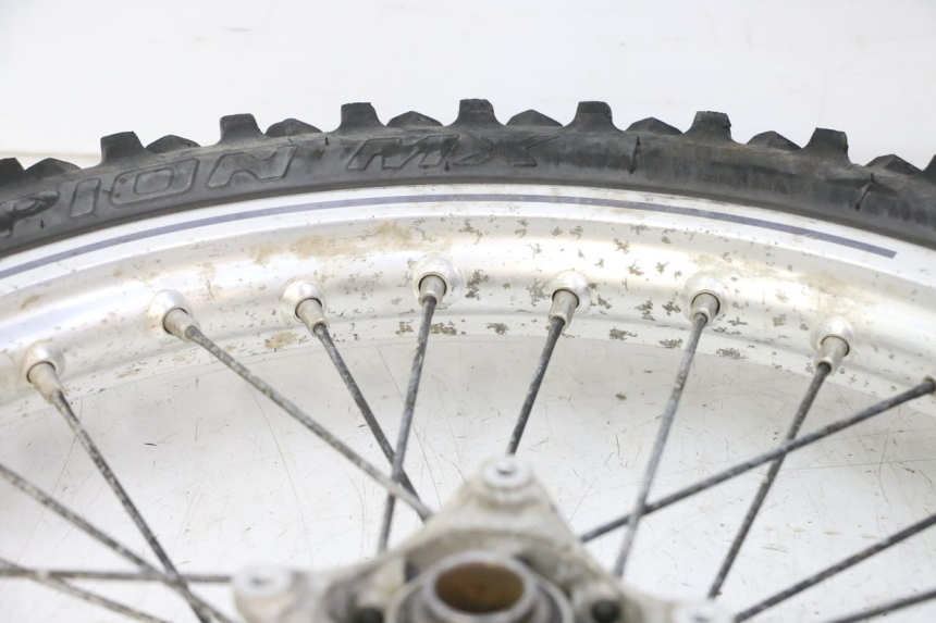 photo de CERCHIO ANTERIORE E PNEUMATICO KTM SX 85 (2013 - 2017) - Dettagli dei punti di fissaggio