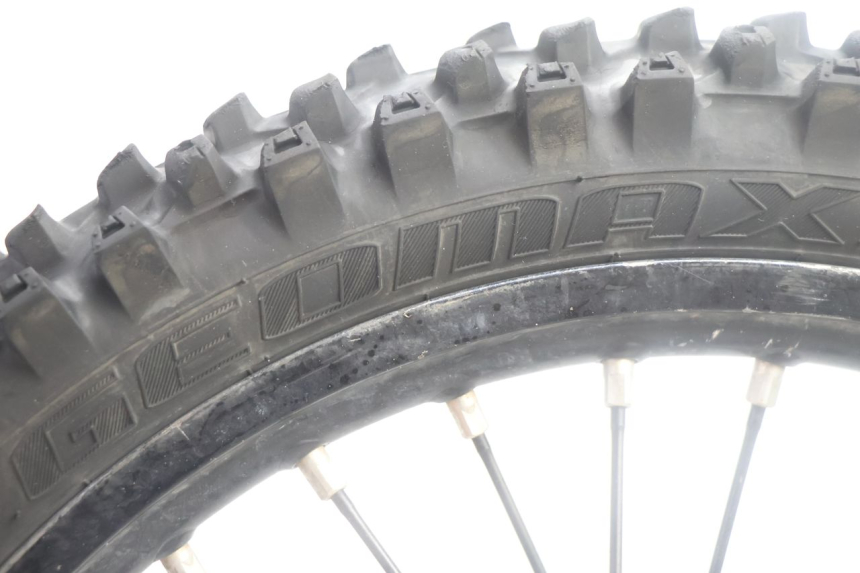 photo de CERCHIO ANTERIORE E PNEUMATICO KTM SX 85 (2018 - 2024) - Zoom sui componenti