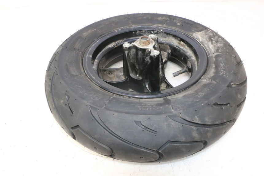 photo de CERCHIO ANTERIORE E PNEUMATICO PEUGEOT TKR TREKKER FURIOUS 50 (2005 - 2014) - Stato della superficie e materiale