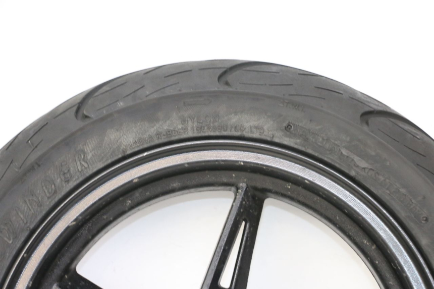 photo de CERCHIO ANTERIORE E PNEUMATICO TNT MOTOR BOSTON 4T 50 (2018 - 2025) - Primo piano ad alta risoluzione