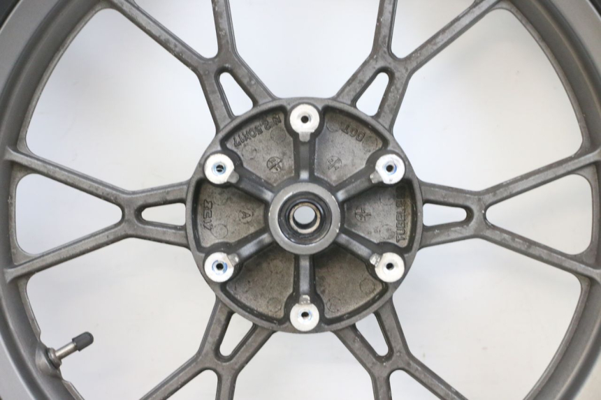 photo de CERCHIO ANTERIORE E PNEUMATICO KSR TR SM 50 (2015 - 2018) - Zoom sui componenti