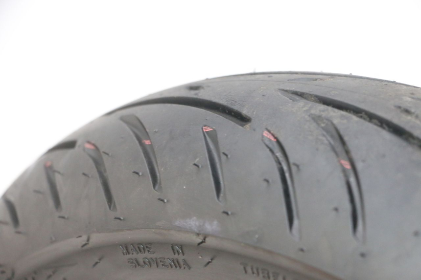 photo de CERCHIO ANTERIORE E PNEUMATICO PEUGEOT VIVACITY NEW 2T 50 (2008 - 2017) - Dettaglio del componente