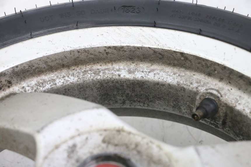 photo de CERCHIO ANTERIORE E PNEUMATICO PEUGEOT VIVACITY NEW 2T 50 (2008 - 2017) - Vista d'insieme del prodotto