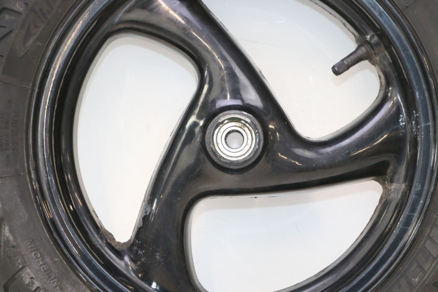 photo de CERCHIO ANTERIORE E PNEUMATICO PEUGEOT VIVACITY 50 (1998 - 2003) - Angolazione alternativa