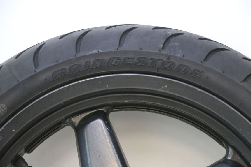 photo de CERCHIO ANTERIORE E PNEUMATICO YAMAHA XMAX X-MAX 125 (2006 - 2009) - Angolazione alternativa