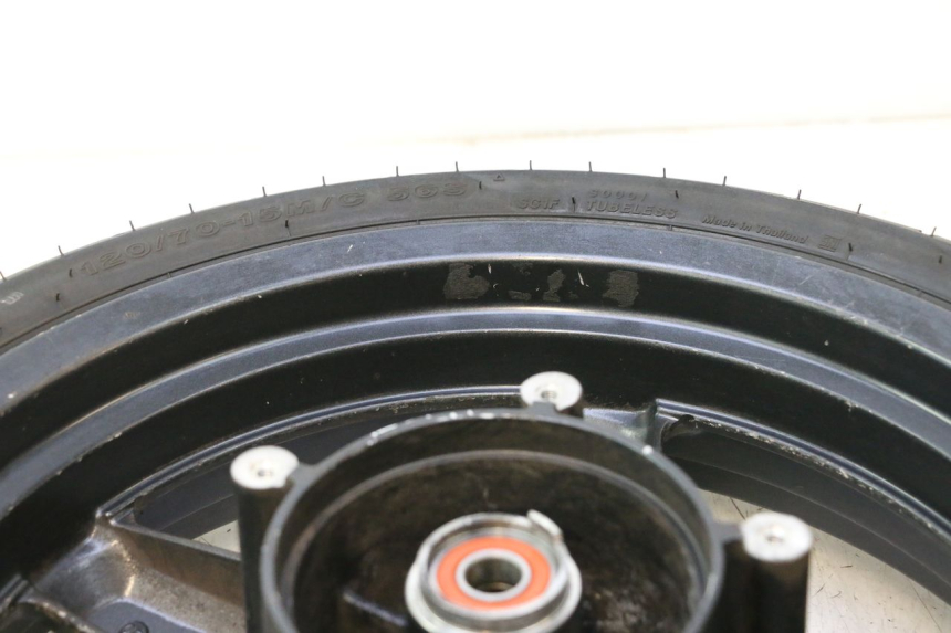photo de CERCHIO ANTERIORE E PNEUMATICO YAMAHA XMAX X-MAX 125 (2006 - 2009) - Altra angolazione