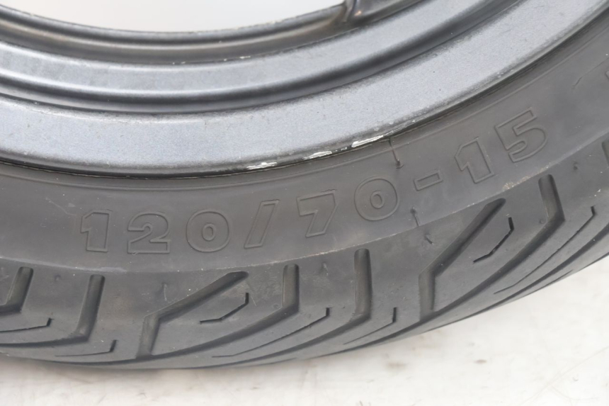 photo de CERCHIO ANTERIORE E PNEUMATICO YAMAHA X-MAX XMAX 125 (2010 - 2013) - Zoom qualità usato