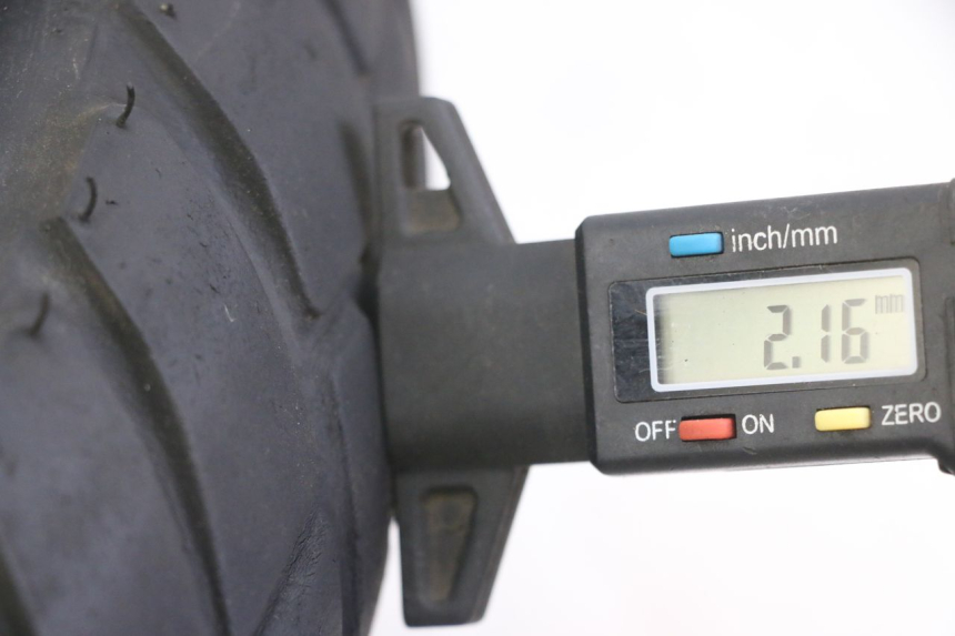 photo de CERCHIO ANTERIORE E PNEUMATICO HONDA XLV VARADERO 125 (2000 - 2006) - Dettaglio del componente