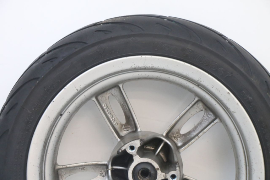 photo de CERCHIO ANTERIORE E PNEUMATICO YAMAHA NEOS NEO'S 4T 50 (2008 - 2016) - Stato della superficie e materiale