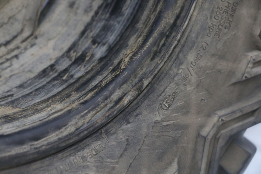 photo de CERCHIO ANTERIORE E PNEUMATICO YAMAHA YFM GRIZZLY 550 (2008 - 2015) - Focus sulla struttura