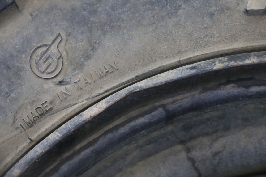 photo de CERCHIO ANTERIORE E PNEUMATICO YAMAHA YFM GRIZZLY 550 (2008 - 2015) - Dettagli dei punti di fissaggio