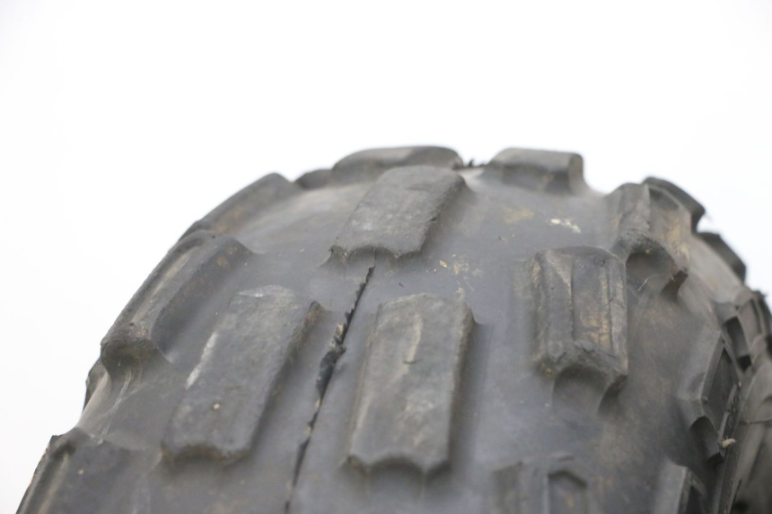 photo de CERCHIO ANTERIORE E PNEUMATICO YAMAHA YFM R RAPTOR 250 (2008 - 2014) - Altra angolazione