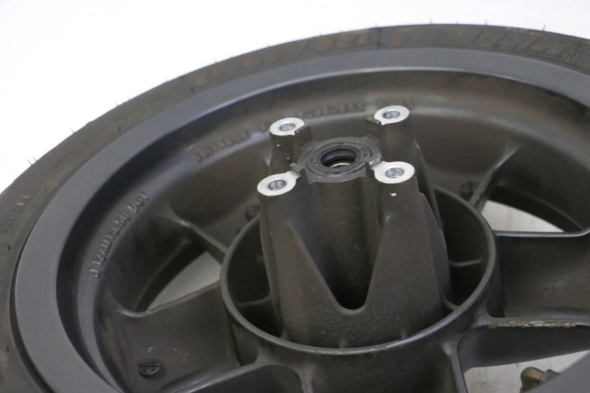 photo de CERCHIO ANTERIORE E PNEUMATICO YAMAHA YP MAJESTY 125 (2007 - 2010) - Dettaglio del componente