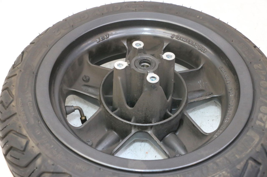 photo de CERCHIO ANTERIORE E PNEUMATICO YAMAHA YP MAJESTY 125 (2007 - 2010) - Vista d'insieme del prodotto