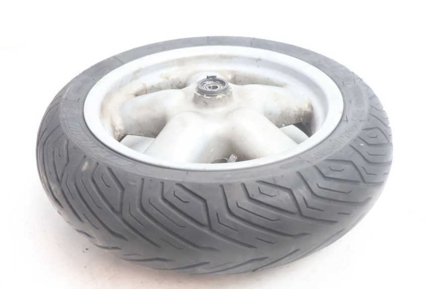 photo de CERCHIO ANTERIORE E PNEUMATICO YAMAHA YP MAJESTY 125 (2002 - 2006) - Stato della superficie e materiale