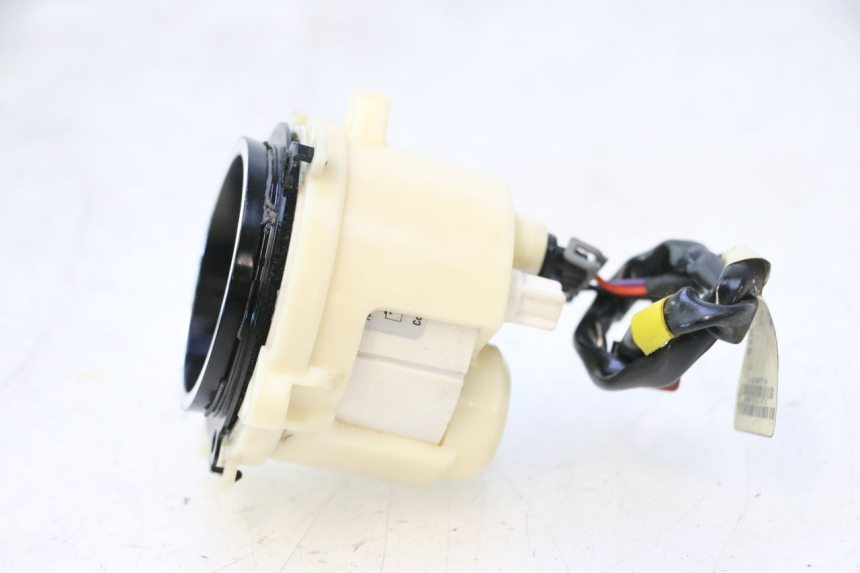 photo de INDICATORE BATTERIA HARLEY DAVIDSON ROAD GLIDE FLTRXSE 1920 (2018 - 2022) - Stato della superficie e materiale