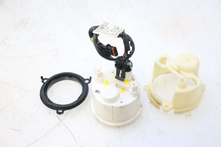 photo de INDICATORE BATTERIA HARLEY DAVIDSON ROAD GLIDE FLTRXSE 1920 (2018 - 2022) - Marcature e riferimenti originali