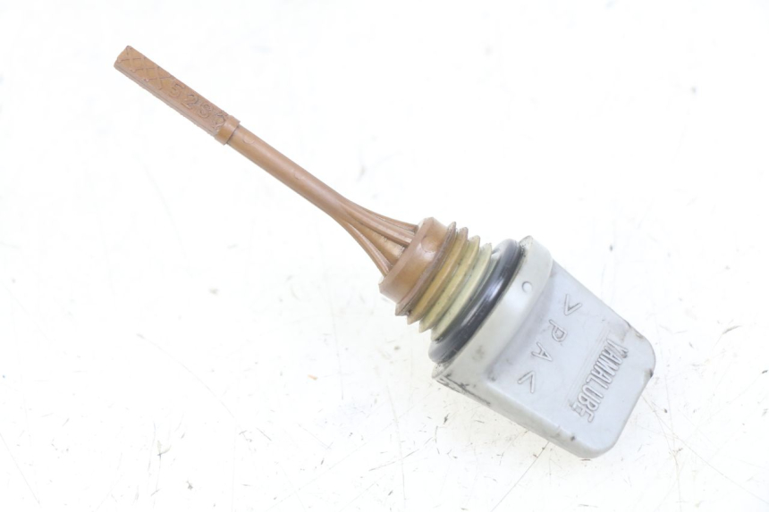 photo de LIVELLO OLIO MOTORE YAMAHA HW XENTER 125 (2011 - 2017) - Vista principale