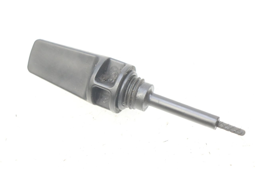 photo de LIVELLO OLIO MOTORE PEUGEOT VIVACITY NEW 4T 50 (2008 - 2017) - Zoom sullo stato d'uso